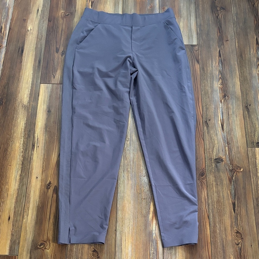 Athleta Brooklyn Ankle Pant Mauve/Purple size 6 - Picture 2 of 10